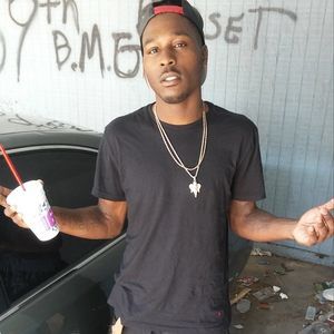 Meet your Posher, Devonte